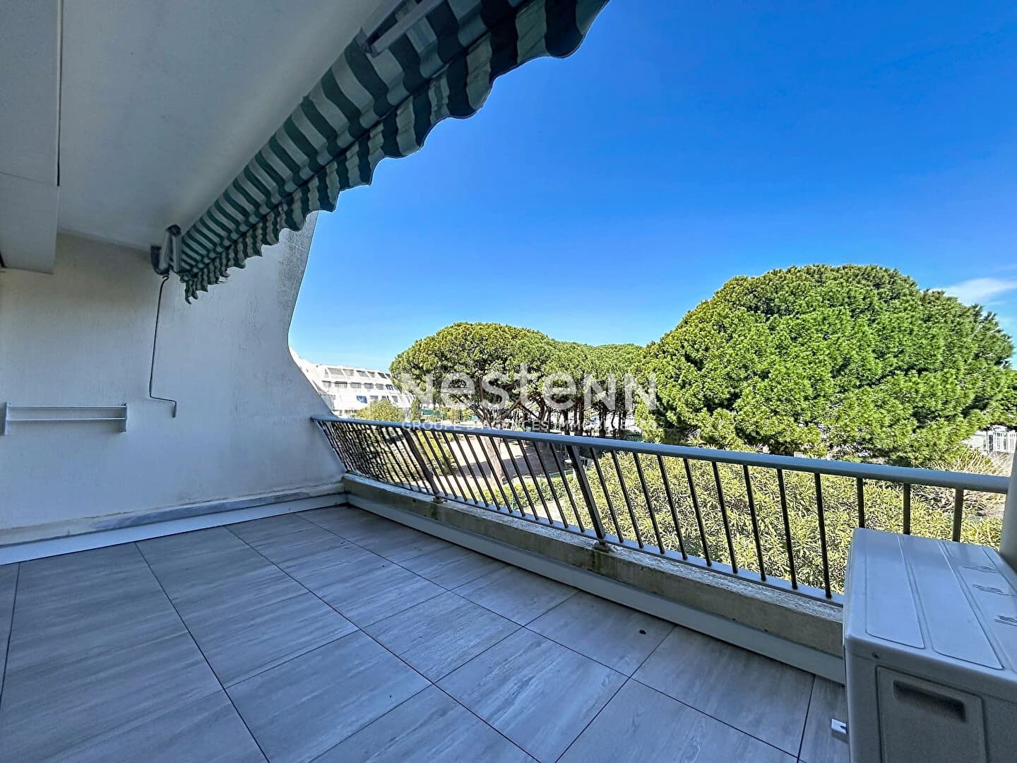 photo estate n°726009